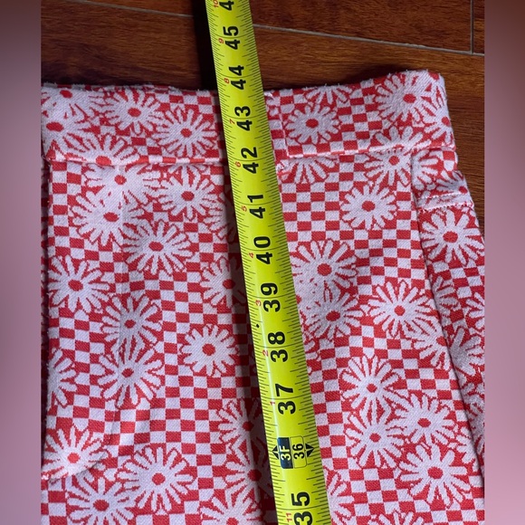 Zara Red and White Floral Stretch Flaired Pants | Size Medium - Picture 2 of 7